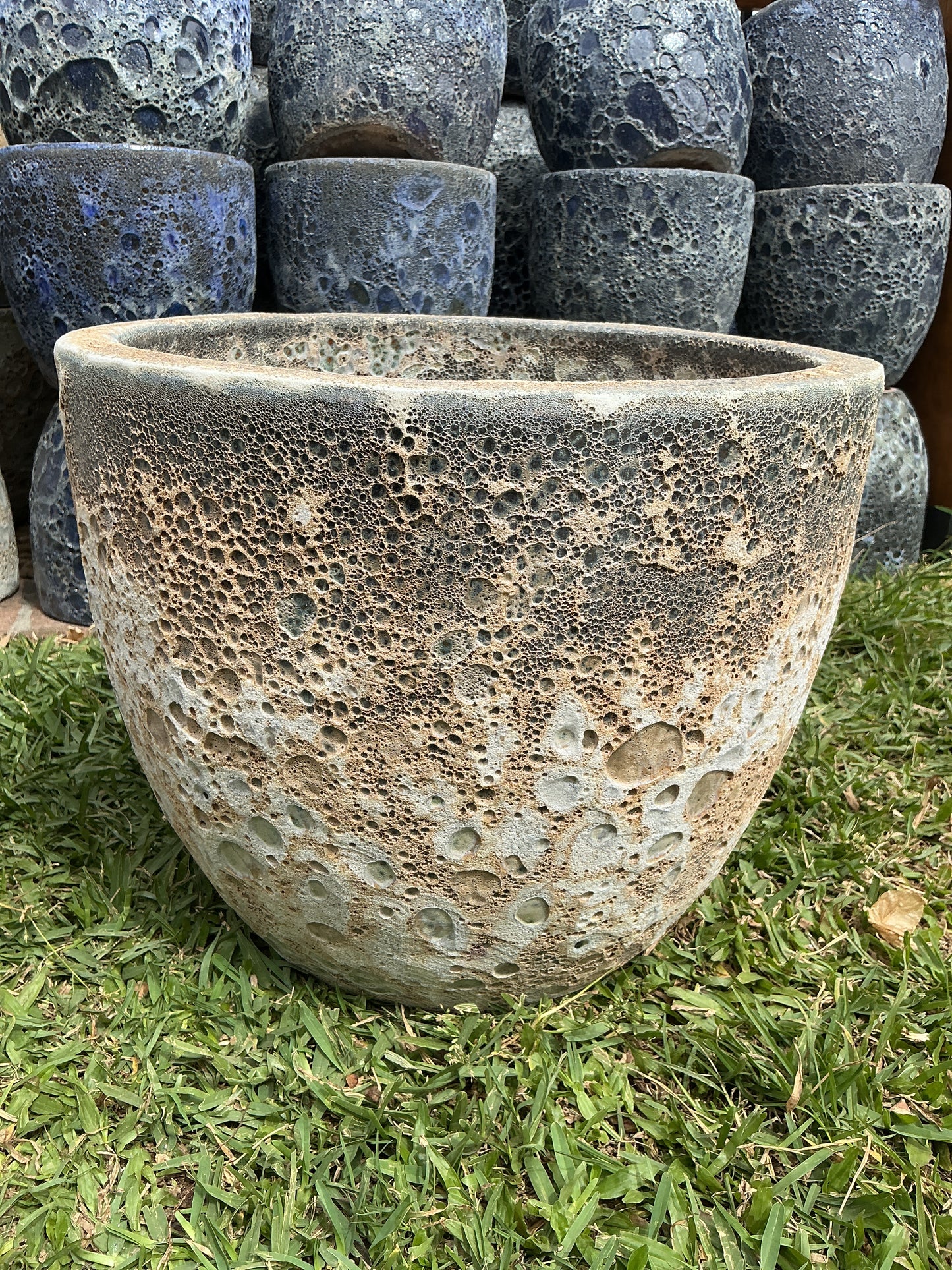 Atlantis White Pots