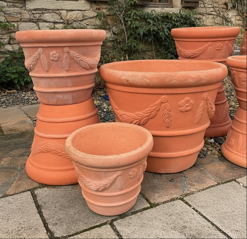 Terracotta Tuscan Garland Pot
