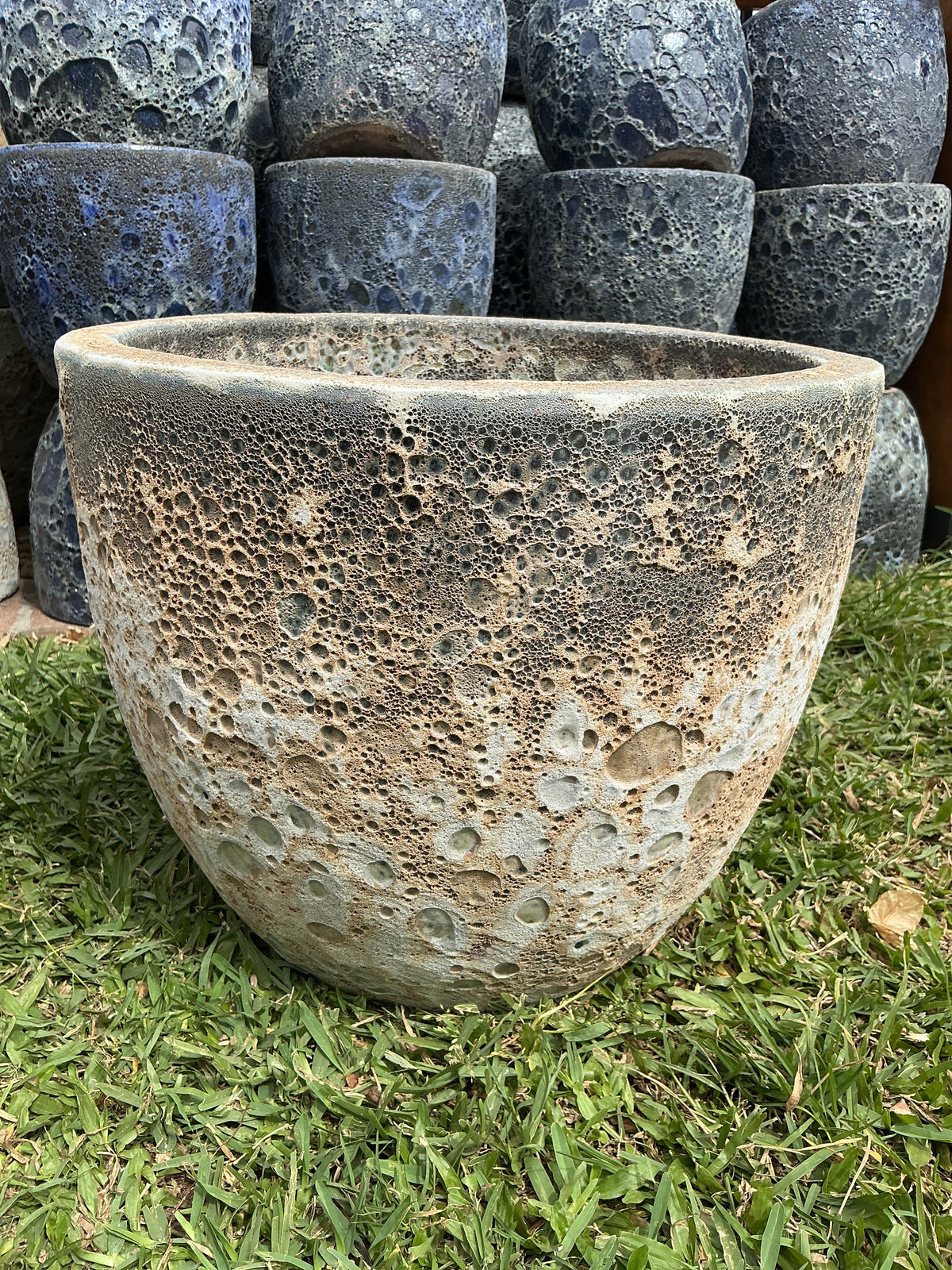 Atlantis White Pots