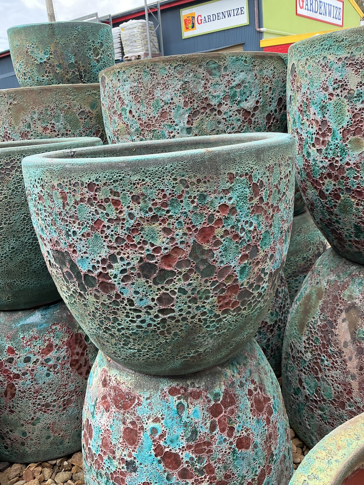 Atlantis Seafoam Pots